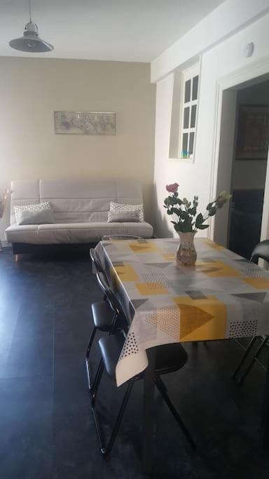 Apartment Chez Chantal A Ay